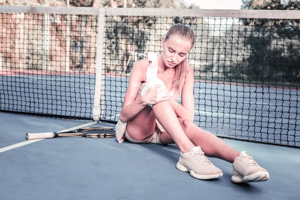 How to Prevent and Treat 9 Common Sports Injuries
