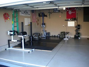 Garage Gym Ideas And Equipment Packages Can Be Bought At Affordable Prices And A Home Gym Such As This One Put Together.